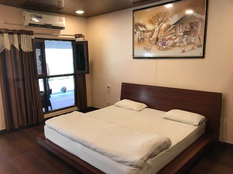 Riverside Resort ランズドーン エクステリア 写真