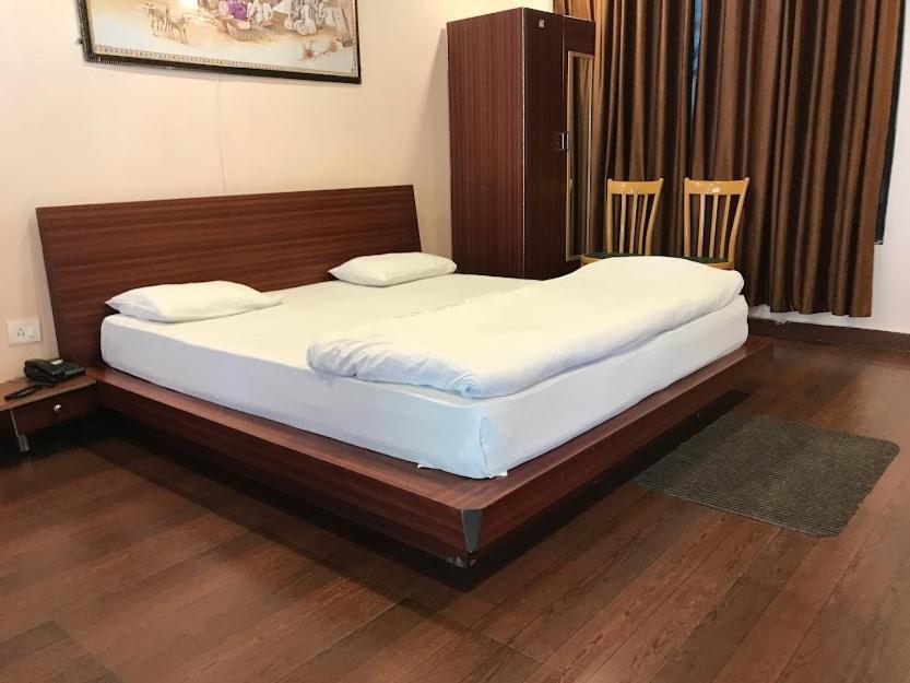 Riverside Resort ランズドーン エクステリア 写真